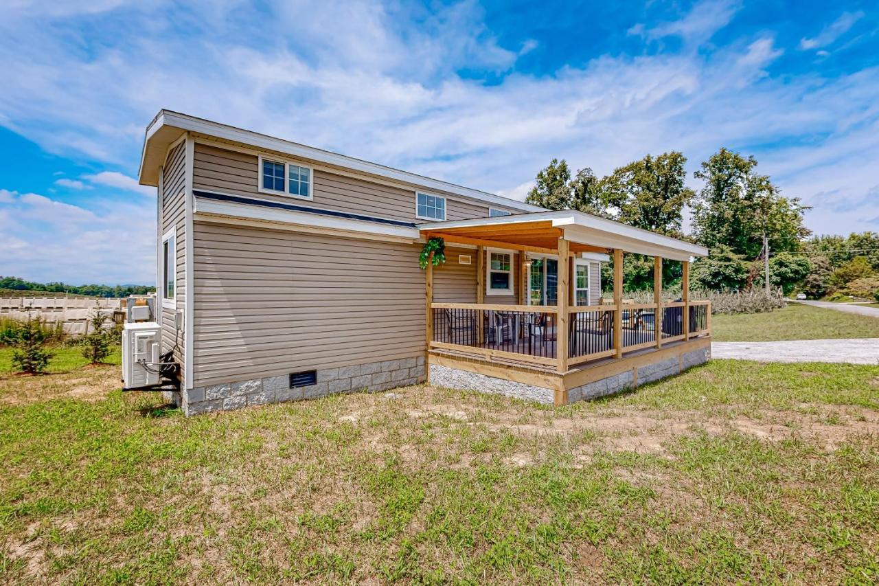 Tiny Charmer Hendersonville Exterior foto